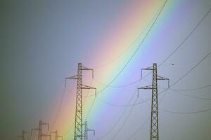 arco Iris através poder linha foto