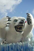 a carnaval do viareggio, a branco Urso foto