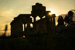 a antigo ruínas do Paestum foto