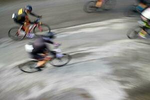 estrada ciclismo raça foto