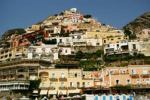 panorâmico Visão do a Vila do positano Nápoles Itália foto