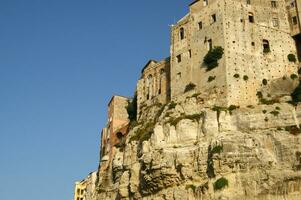 detalhes do a cidade do tropea dentro puglia Itália foto