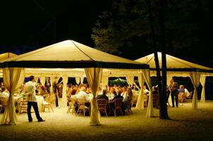 festa da noite de verão foto