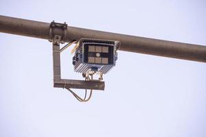 câmera para portão eletrônico colocado na área de pedestres foto