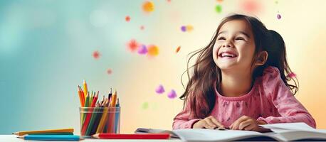 pequeno menina pintura às casa sentado às escrivaninha com colorida lápis e pintura canetas lado Visão com espaço para cópia de foto