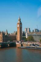 grande ben e Westminster ponte dentro Londres foto