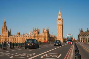 grande ben e Westminster ponte dentro Londres foto