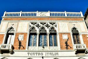 a fachada do a italiano teatro foto