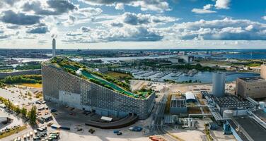 amager Bakke, amager Colina ou amager declive ou copenhill - uma calor e poder desperdício de energia plantar foto