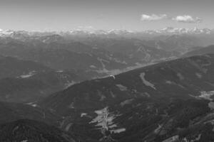 dentro a austríaco Alpes foto