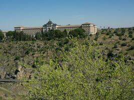 a cidade velha de toledo na espanha foto