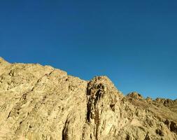 pedras dentro a deserto, Sinai montanhas, colinas foto