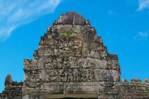 bas alívio do uma gopura às preah cã dentro siem colher foto