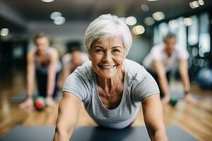 Senior mulher exercício às uma Academia - ai generativo foto