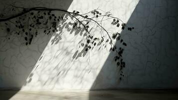 cinzento paredes com indistinto folha e videira sombras. silhueta conceito foto