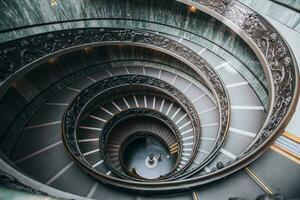 bramante Escadaria dentro Vaticano, cidade foto