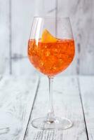 copo de coquetel de aperol spritz foto