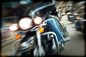 abstrato lento movimento, ciclistas equitação motos foto