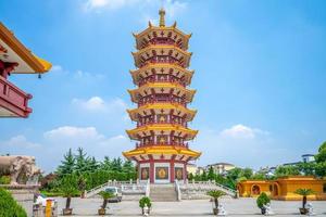 Templo de Qibao na antiga cidade de Qibao em Xangai, China foto