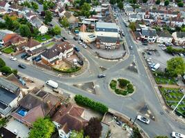 Alto ângulo cenas do residencial real Estado casas às leste do luton cidade do Inglaterra, ótimo bretanha. cenas estava capturado com drones Câmera em Julho 19, 2023 foto