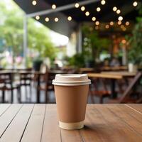 ai generativo Castanho papel café xícara, em uma de madeira mesa, com borrão fundo do cafeteria, hiper realista foto