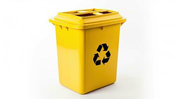 uma amarelo reciclar bin com reciclar símbolo isolado em branco fundo. generativo ai foto