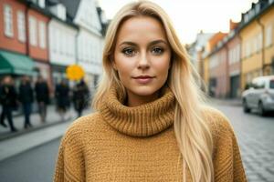 lindo mulher dentro uma suéter em a rua. pró foto