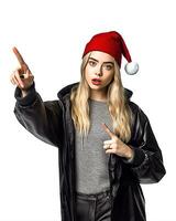 jovem mulher dentro Natal chapéu ai gerado foto