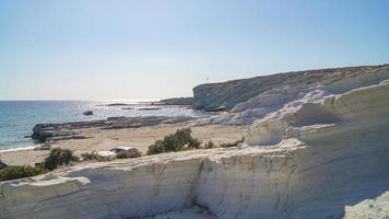 pedras calcárias da praia delikli koy foto