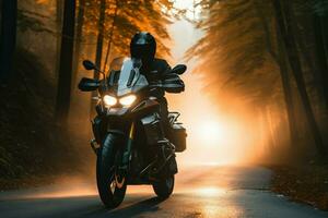 homem equitação motocicleta floresta. gerar ai foto