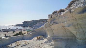 pedras calcárias da praia delikli koy foto