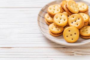 biscoito de coco com geleia de abacaxi foto