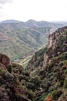 paisagem montanhosa no mosteiro de santa maria de montserrat. Espanha. foto