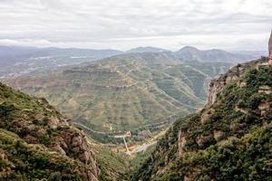 paisagem montanhosa no mosteiro de santa maria de montserrat. Espanha. foto