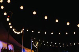 salão de banquetes para casamentos, decoração de salão de banquetes foto