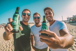 grupo do feliz jovem pessoas fazer selfie enquanto desfrutando Cerveja em a de praia junto, generativo ai foto
