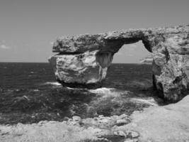 Gozo ilha dentro a Mediterrâneo mar foto