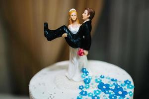 bolo de casamento no casamento dos noivos foto