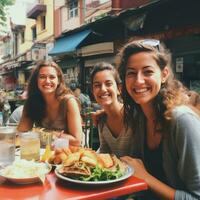 amigos às rua cafeteria foto