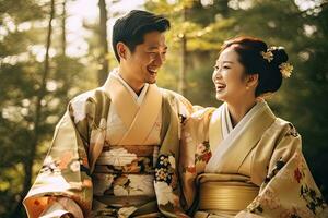 retrato do uma jovem casal dentro yukata em pé juntos debaixo a cereja Flor árvore. foto