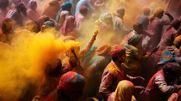 pessoas comemoro colorida holi festival dentro Índia, anual turismo cores, Índia foto