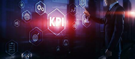 kpi indicador de desempenho chave conceito de tecnologia de internet empresarial na tela virtual foto