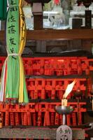 a santuário do a mil torii portões. Fushimi Inari santuário. isto é famoso para Está milhares do vermelhão torii portões. Japão foto