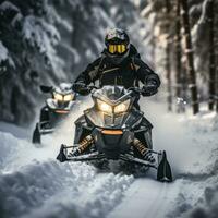 moto de neve. aventureiro passeios através Nevado terreno foto