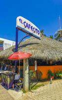 porto escondido Oaxaca México 2022 a famoso restaurante cafeteria el cafecito dentro porto escondido México. foto