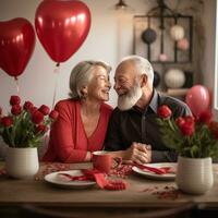 Senior casal a comemorar dia dos namorados foto