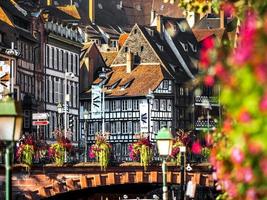 edifícios na cidade de strasbourg, frança foto