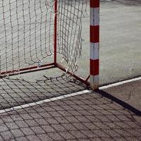 equipamentos esportivos para gol de futebol de rua antigo foto