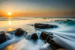 a Sol conjuntos sobre a oceano dentro isto grandes exposição fotografia. gerado por IA foto