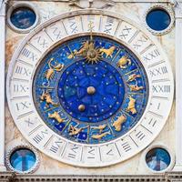 Veneza, Itália - detalhe da torre do relógio de São Marcos